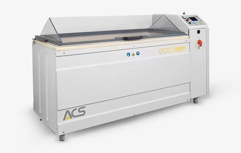 Corrosion test chambers