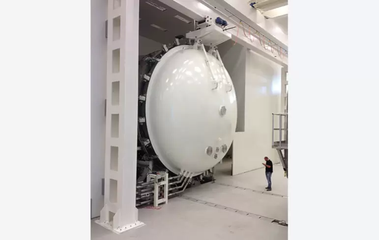 Customized thermal vacuum chambers (TVC)