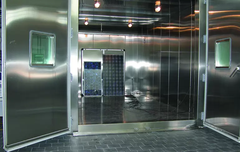 Customized photovoltaic module test chambers