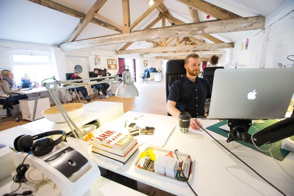 Investment opportunity - Fashion incubator for digital platform