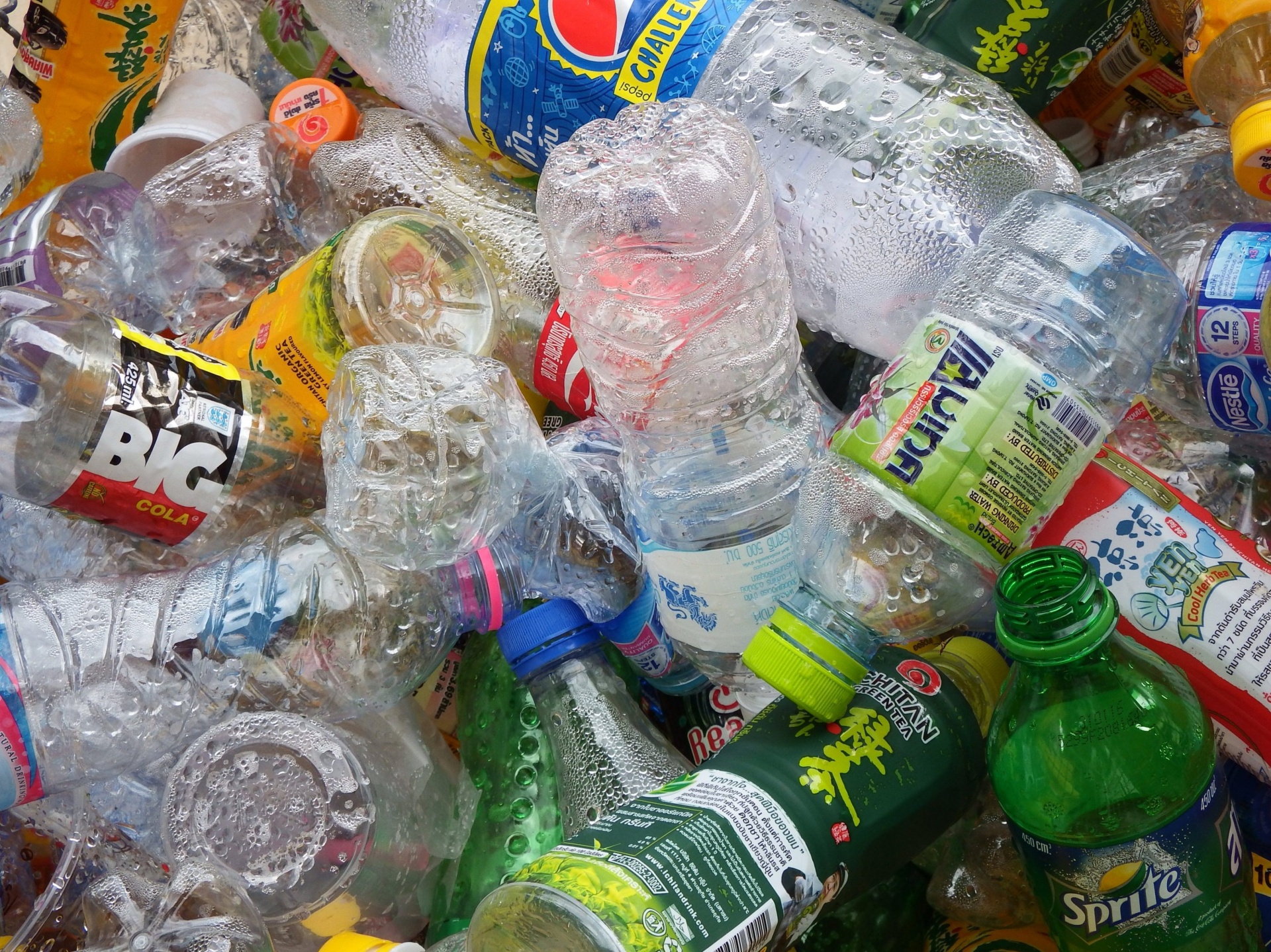 Pressure mounts on German PET recycling market in October