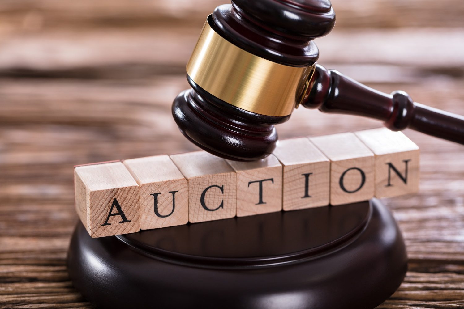 🌍💧 EU Launches €1.2 Billion Hydrogen Auction 🚢⚡