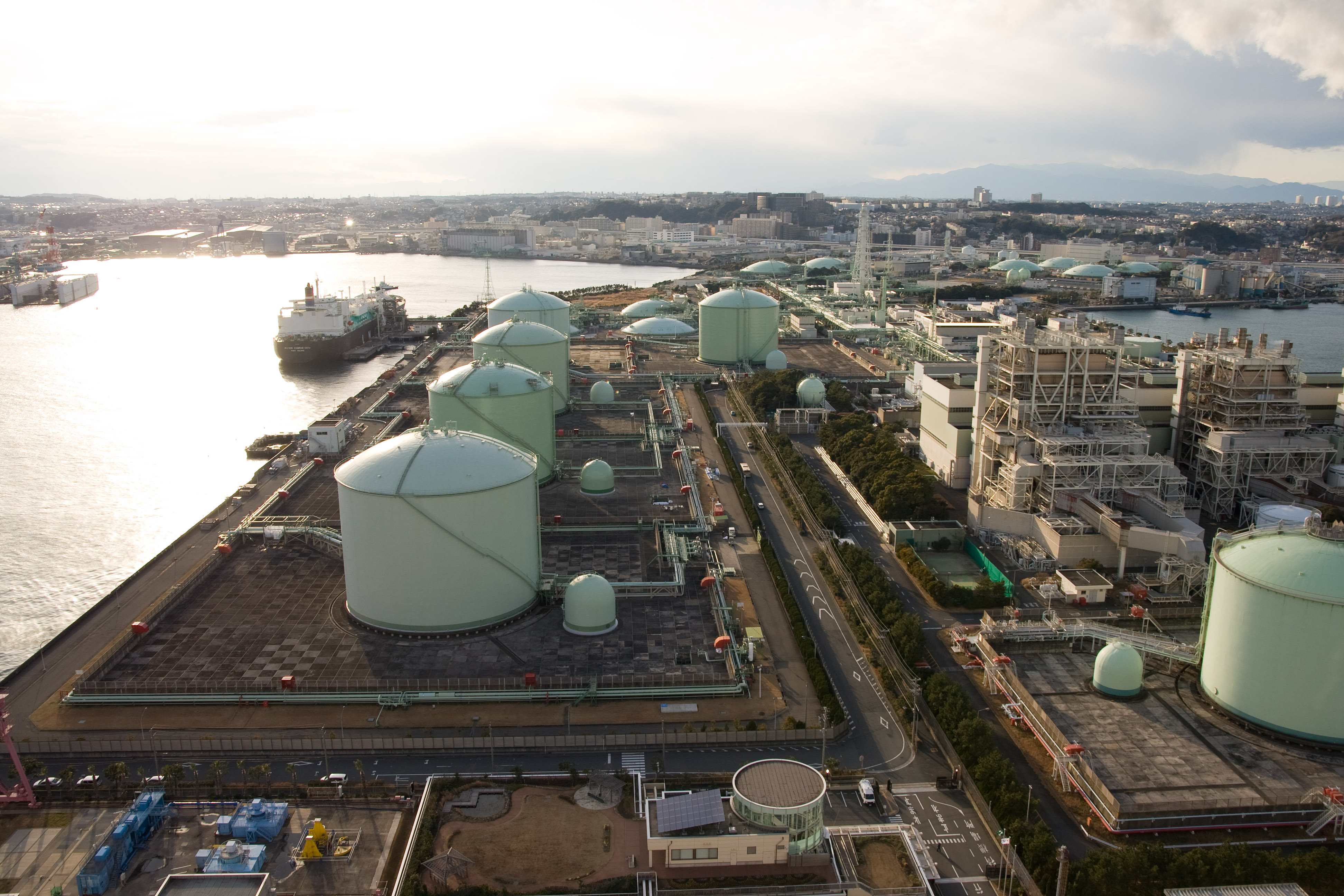 🇩🇪 Germany's Gas Consumption Rises 3.3% in 2024 Amid Shift to LNG