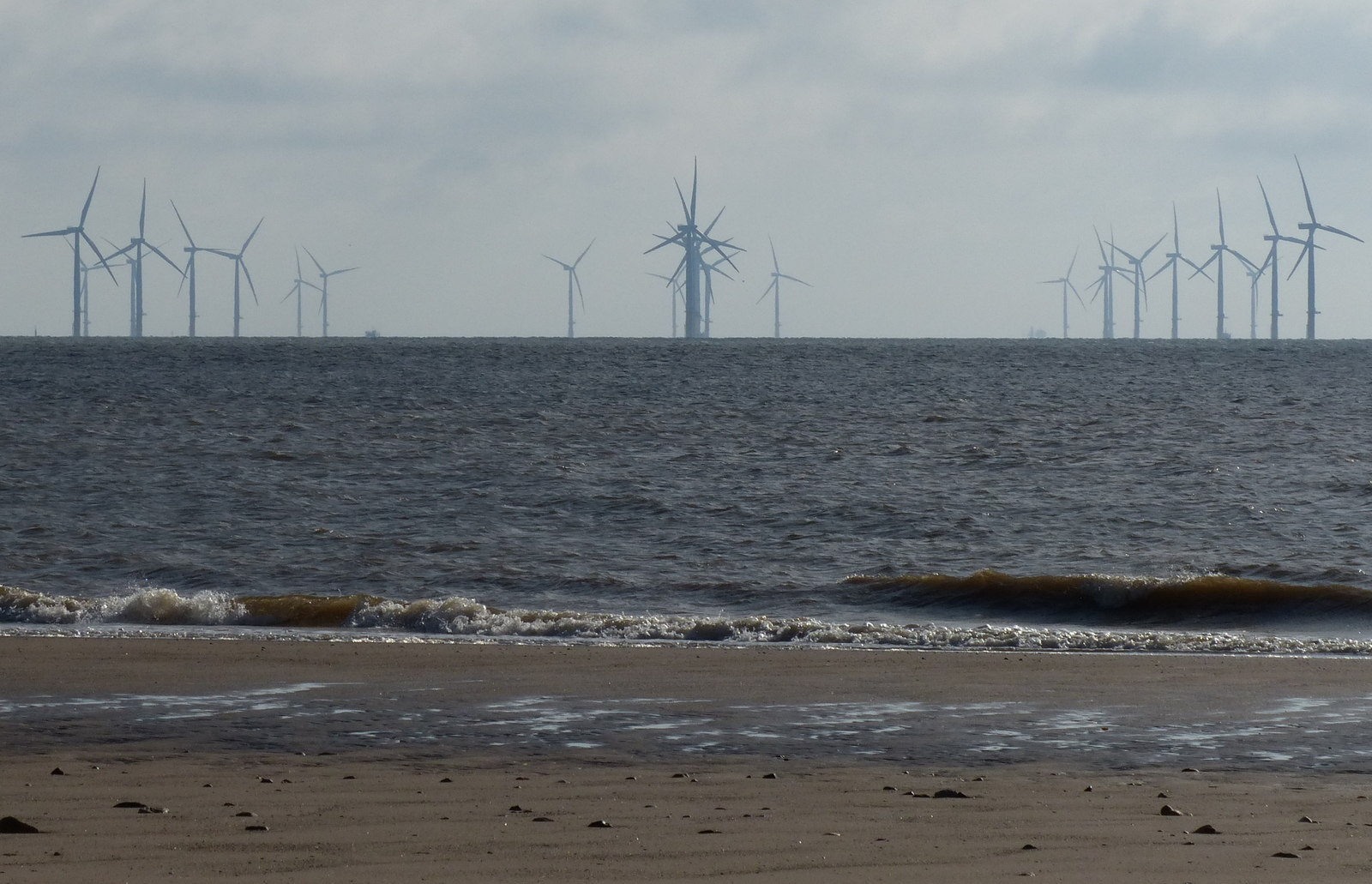 🌬️ UK Plans 12 GW More Offshore Wind for 2030 Clean Power System