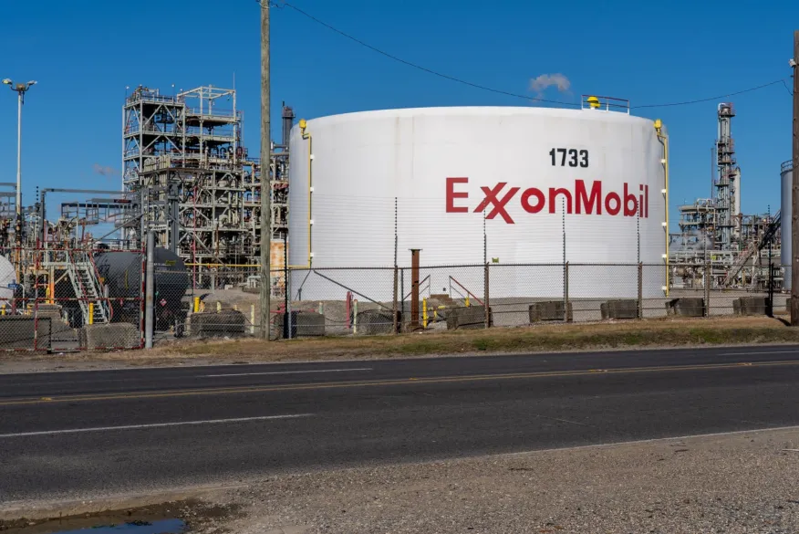 🛍️ Exxon Plans $8.6B Plastics Plant in Texas
