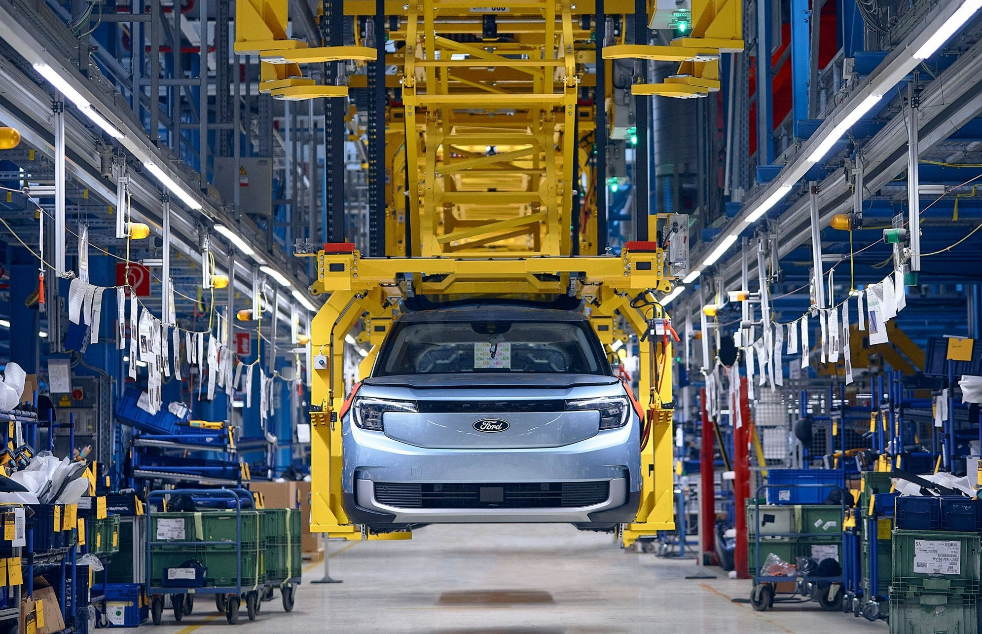 💶 Ford to Invest $4.8B to Revive Struggling German Operations