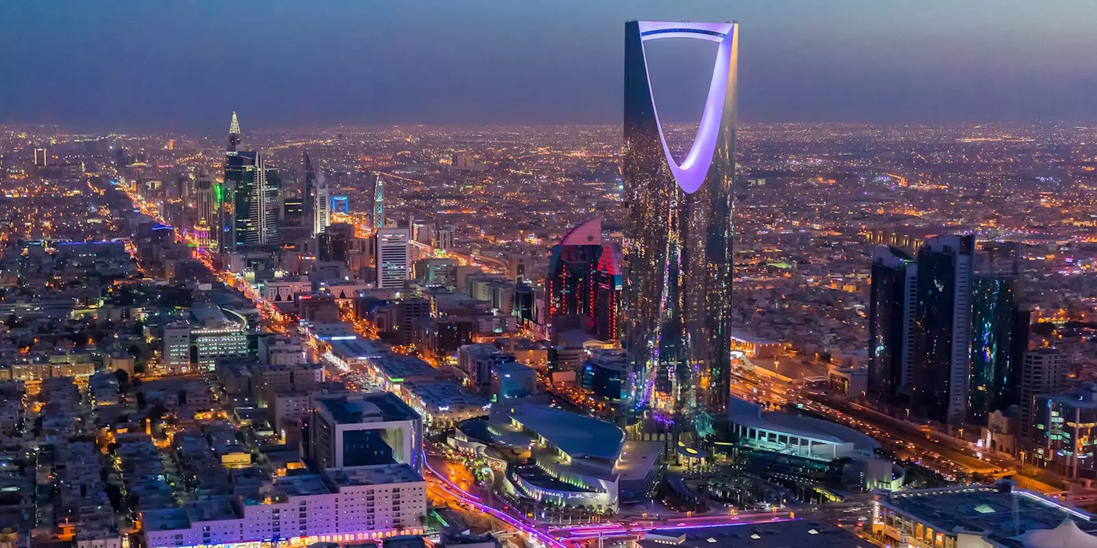 🏢 600 Multinational Companies Now Have Their Regional HQ in Saudi Arabia